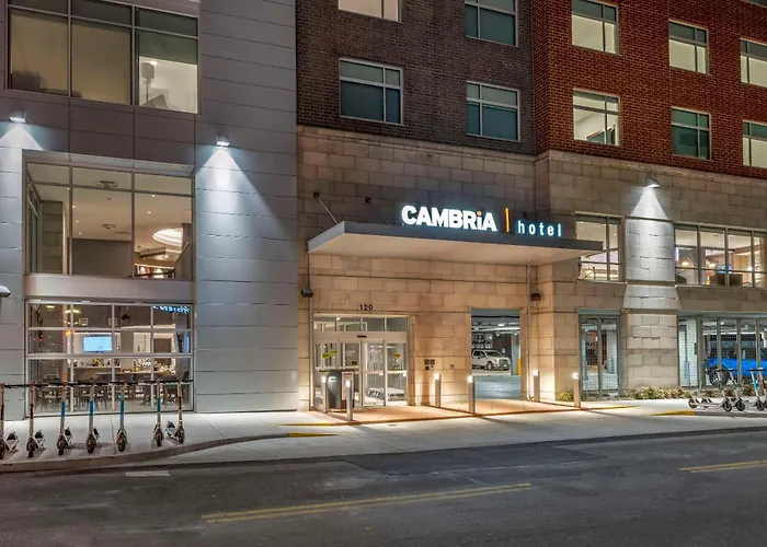 Cambria Hotel Louisville Downtown-Whiskey Row