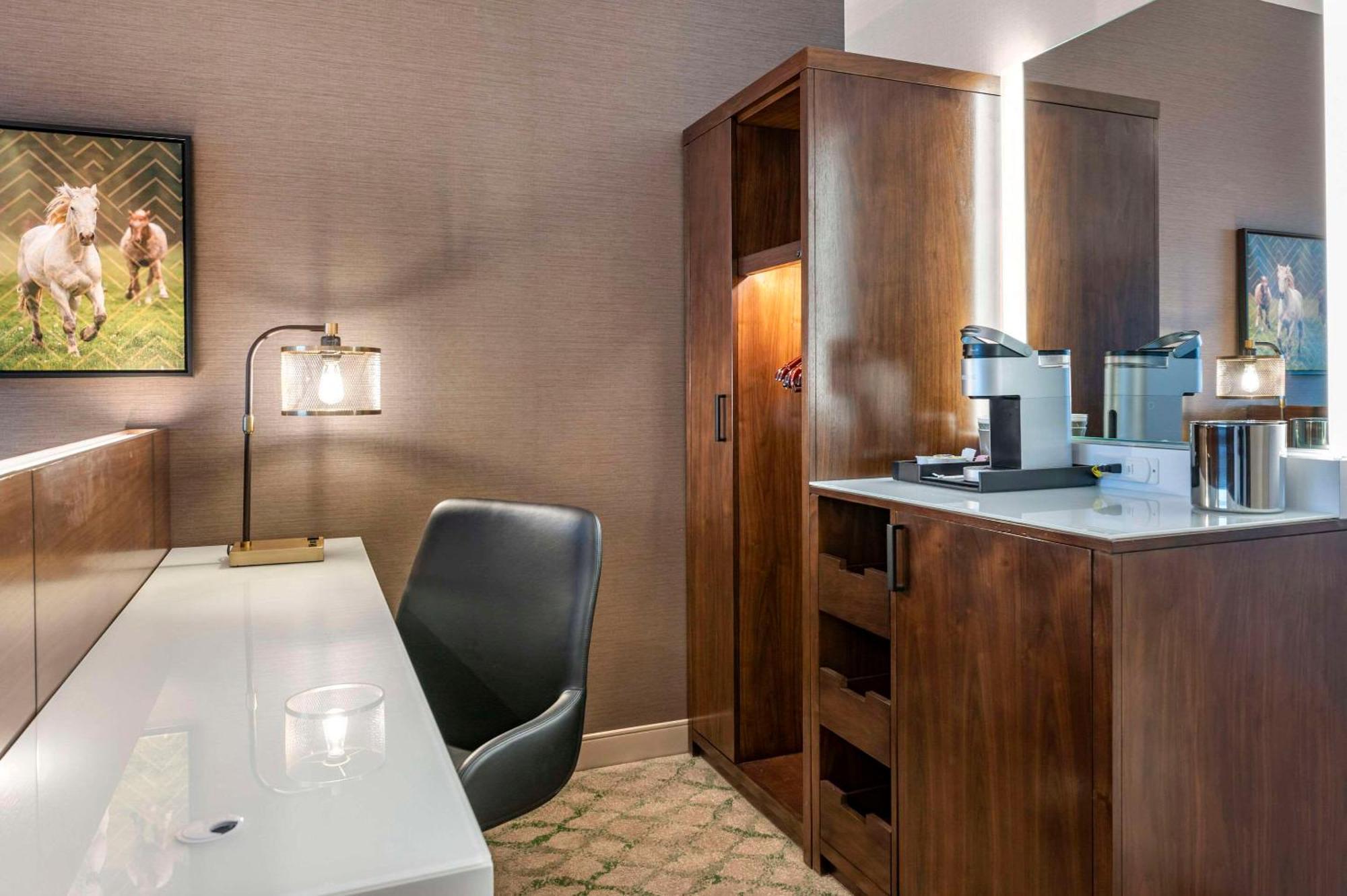 Hotel Cambria Downtown-whiskey Row Louisville