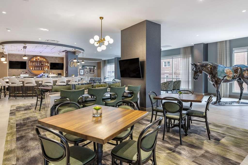 Cambria Downtown-whiskey Row Hotel