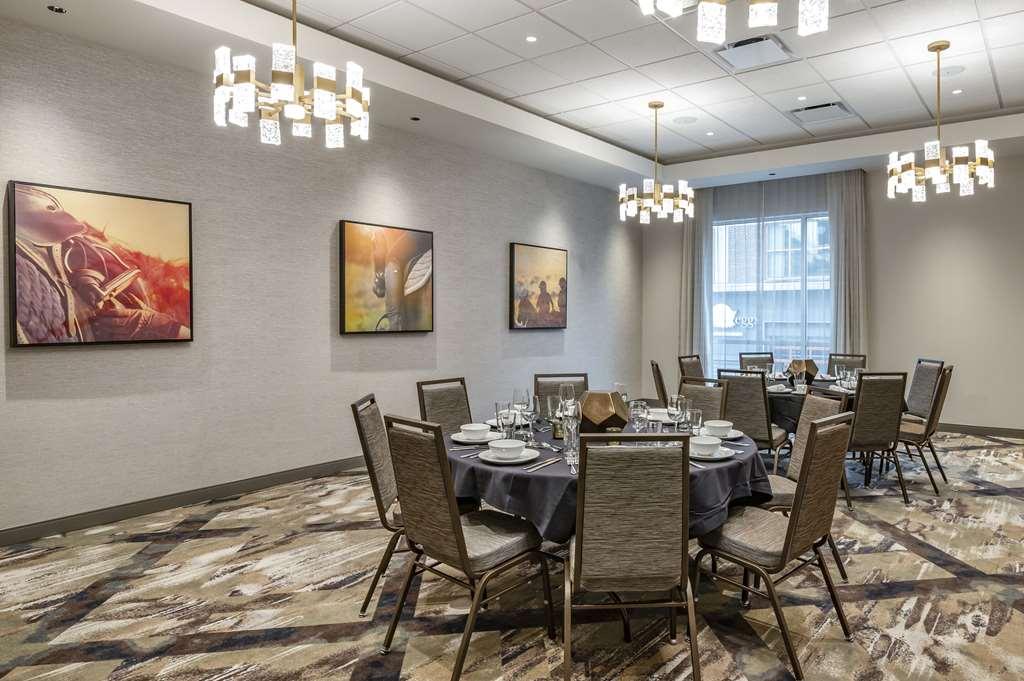 Cambria Downtown-whiskey Row 3* Louisville